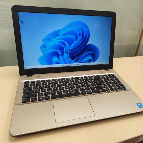 ASUS VivoBook X541 | Core i5-7300U | رم 8GB | SSD 256 | گرید A تو
